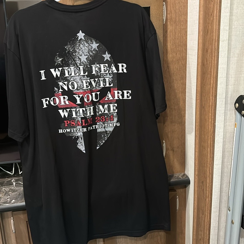 NEW Men’s Howitzer Tshirt